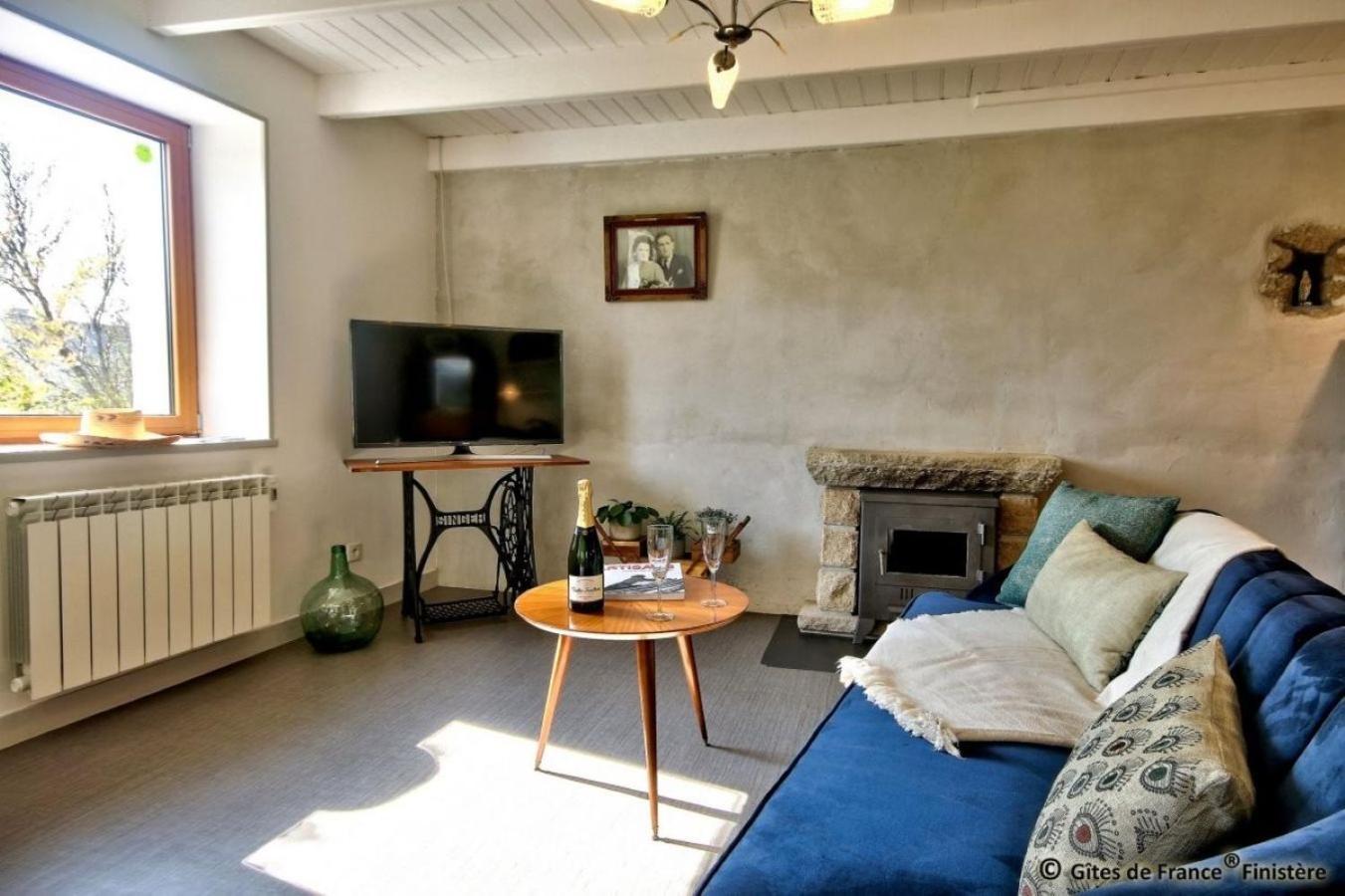 Gite Le Pied A Terre Kerlouan Exterior foto