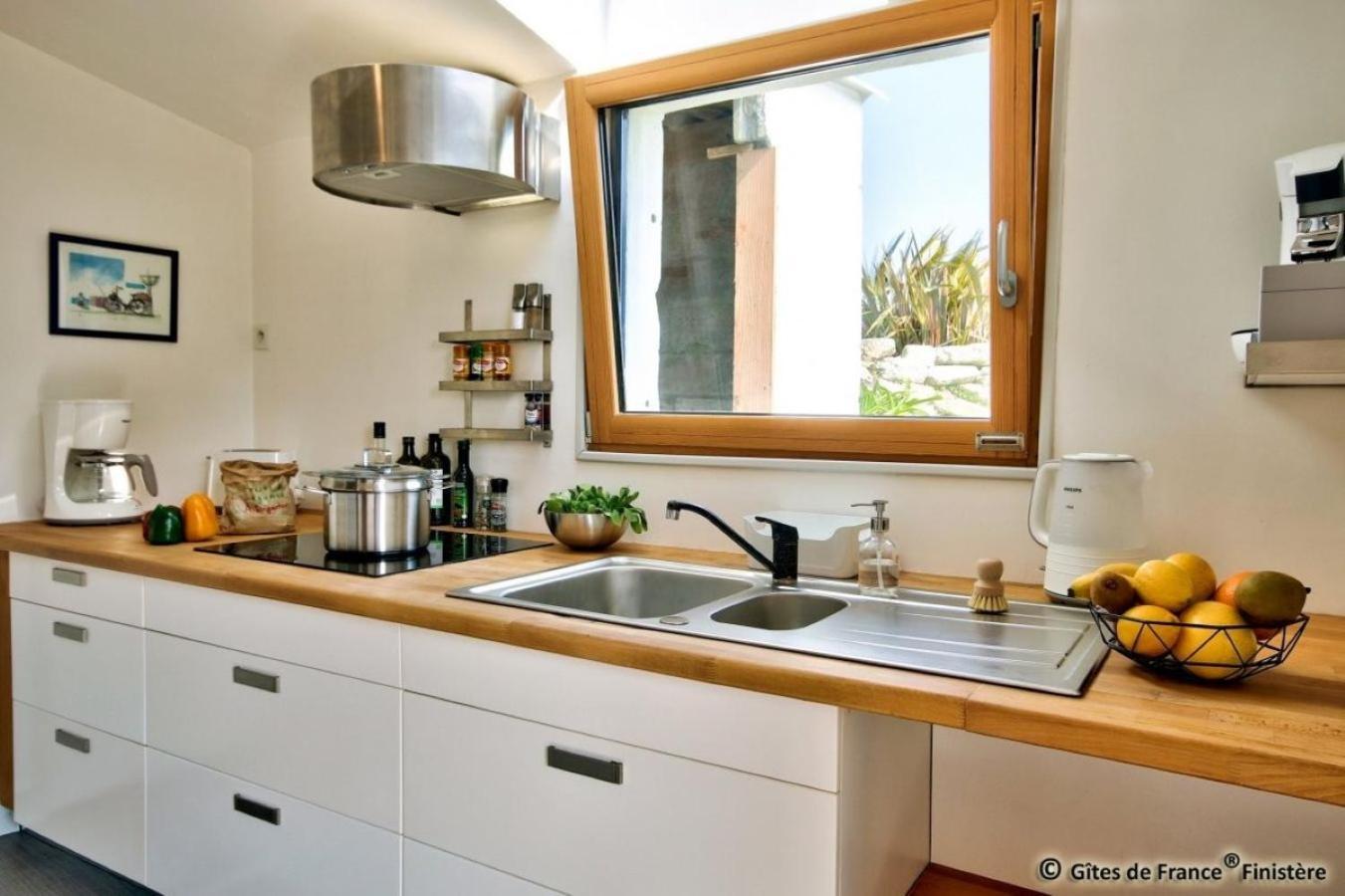 Gite Le Pied A Terre Kerlouan Exterior foto